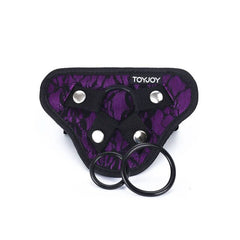 Harnais Lace violet avec trois anneaux sur fond blanc – Get Real
