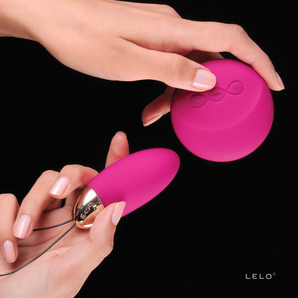 LELO Lyla 2 packaging